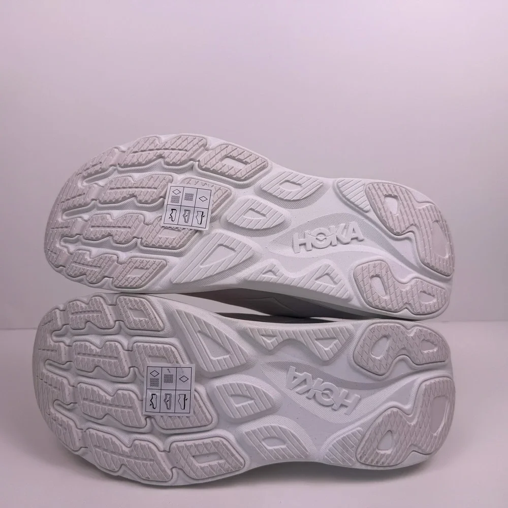 Hoka One One Rincon 5 Running Shoes Men's Size 10D White/White 1176630 Sample